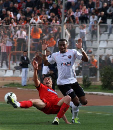 Adanaspor: 2 Göztepe: 1