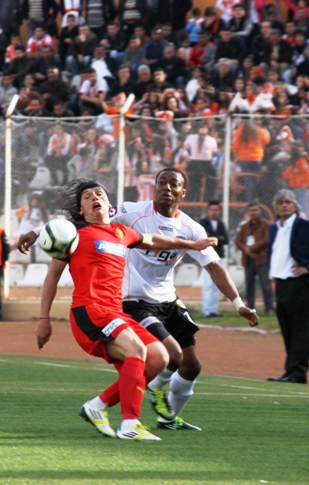 Adanaspor: 2 Göztepe: 1
