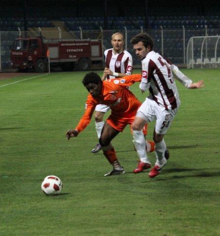 Adanaspor: 2 - Kartalspor: 3