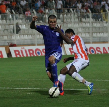 Adanaspor: 3 - Gaziantep Büyükşehir Belediyespor: 0