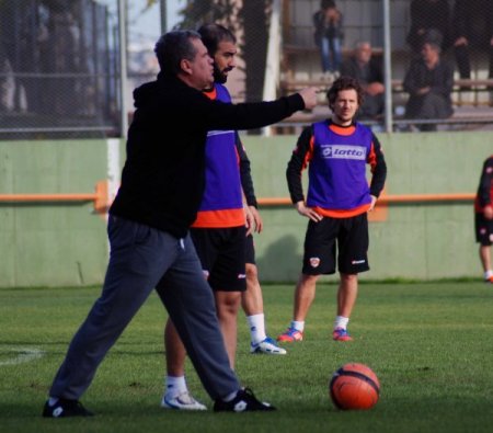 Adanaspor'da neşeli antrenman