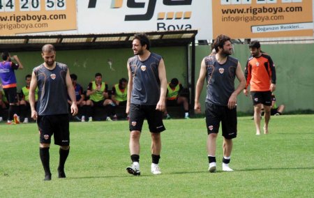 Adanaspor'da sakat ve cezalı oyuncuların çokluğu can sıkıyor