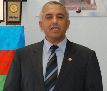 Adil Aliyev, Hocalı soykırımı anıtını ziyaret etti