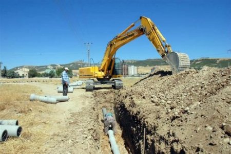Adıyaman Belediyesi İl Genelinde Altyapı Çalışmalarını Sürdürüyor