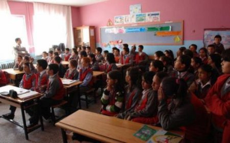 Adıyaman Emniyeti Anaokulu Öğrencilerine Trafik Semineri Verdi