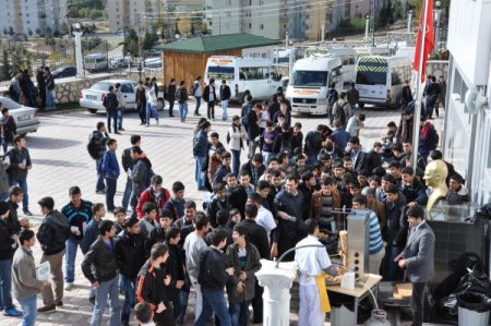 Adıyaman FEM Dershanesi öğrencilere şenlik tertip etti