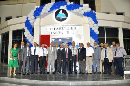 Adıyaman Tıp Fakültesi Hastanesi Dualarla Açıldı