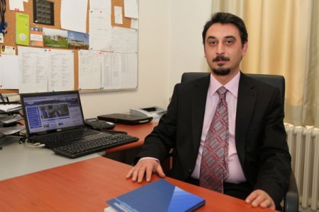 Adıyaman Üniversitesi'nden 2 akademisyen TÜBİTAK'ın bursuyla ABD'ye gidiyor