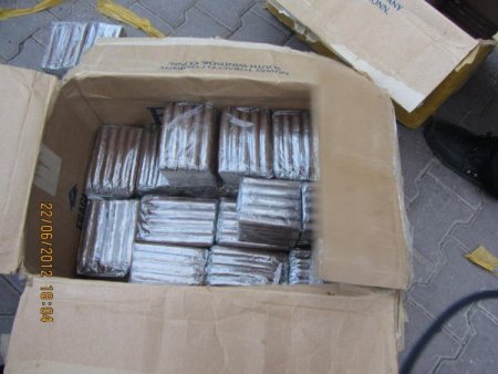 Adıyaman’da Kaçak Sigara Ve Puro Operasyonu