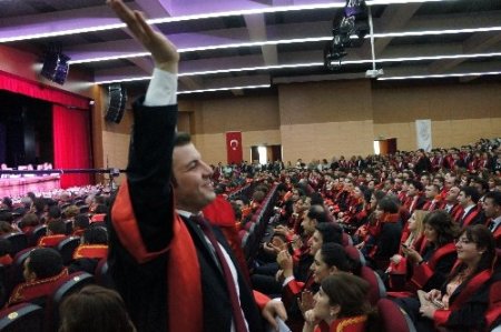 Adli-idari 775 hakim ve savcının görev yerleri kura ile belirlendi