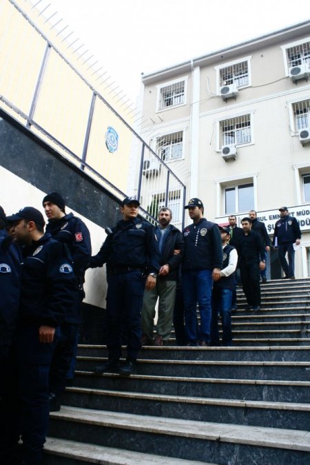 Adliye önündeki ölümlü kavganın şüphelileri adliyede