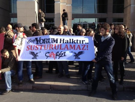 Adliyede avukat-polis gerginliği