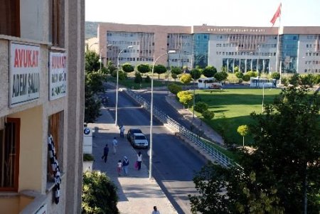 Adliyelerin Yenilenen Yüzü Çevredeki Ev Sahiplerini İhya Ediyor