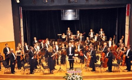 ADSİAD'dan polise özel konser