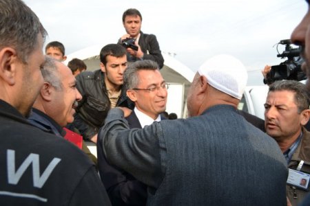 AFAD Başkanı Oktay: Sınırdan Türkiye’ye ciddi mülteci alımı yapıldı