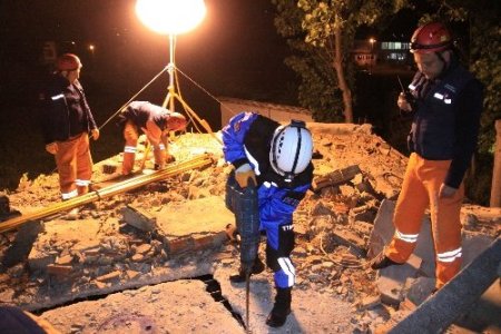 AFAD’ın deprem tatbikatı Yunanları hayran bıraktı