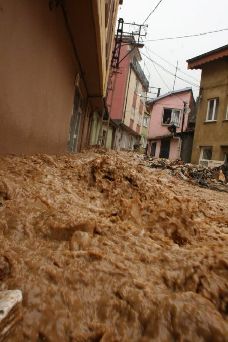 AFAM: 6 ayda 52 kişi yangında öldü