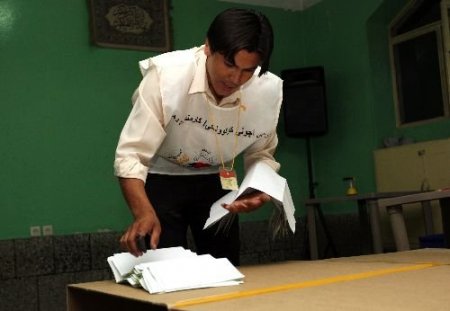 Afgan Seçimlerinde Kaos: İki Aday Da Zafer İlan Etti