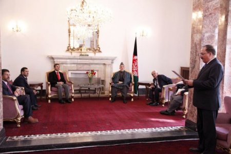 Afgan-Türk okullarına devlet yüksek nişanı verildi