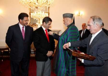 Afgan-Türk okullarına devlet yüksek nişanı verildi