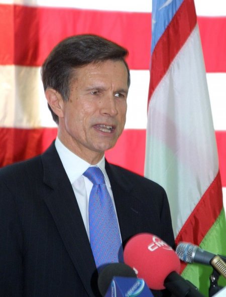 'Afganistan'da Güvelik Kademeli Olarak Yerli Güce Devredilecek'