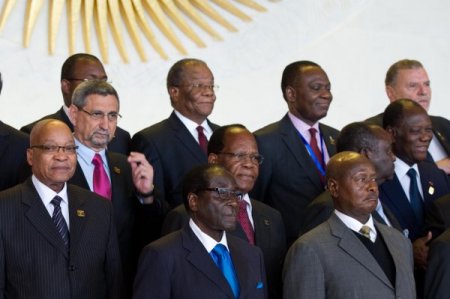 Afrika Birliği Mali’ye asker çıkarılmasını destekliyor