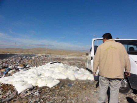 Afyon'da kaçak olarak üretilen 11 ton yoğurt imha edildi
