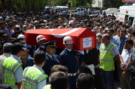 Afyonkarahisar şehidi Er Tokgöz son yolculuğuna uğurlandı