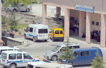 Afyonkarahisar'da 3 Kişinin Öldüğü, 2 Kişinin Yaralandığı Cinayette Gözaltına Alınanların Sayısı 6'ya Çıktı