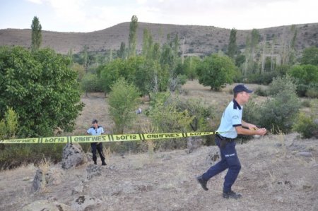 Afyonkarahisar’da tarlada el bombası patladı, bir köylü yaralandı