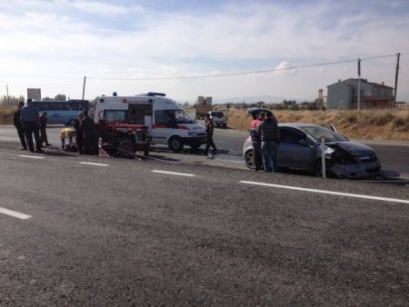 Afyonkarahisar’da trafik kazası: 1 ölü, 3 yaralı