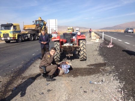 Afyonkarahisar’da trafik kazası: 1 ölü, 3 yaralı