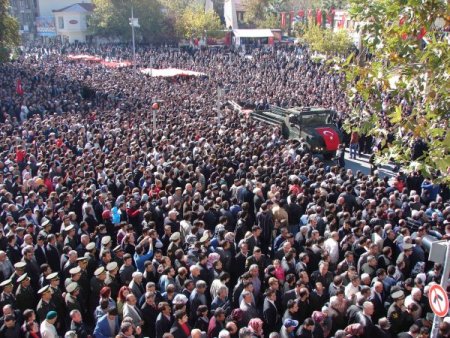 Afyonkarahisarlı şehit Denizli’de toprağa verildi