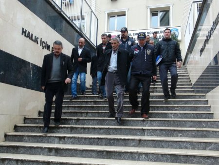 Ağabeylerinin intikamı için cinayet işlediler