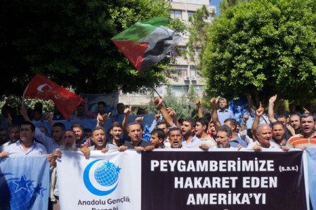 AGD Adana Şubesi'nden Efendimize hakaret eden filme tepki