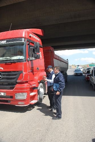 Ağır Tonajlı Araçlara Geçit Yok