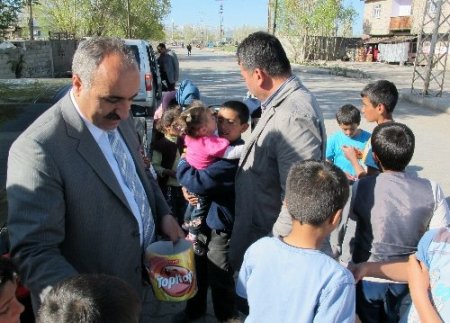 Ağrı Belediyesi, taziye evi yapımını sürdürüyor