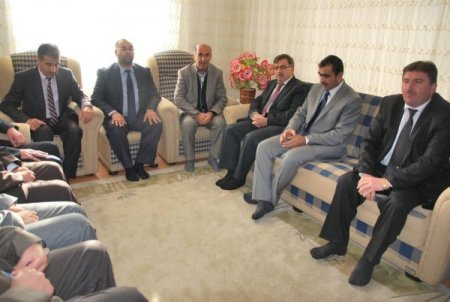 Ağrı Müftüsü Turan, şehit polis Biçer'in ailesini ziyaret etti