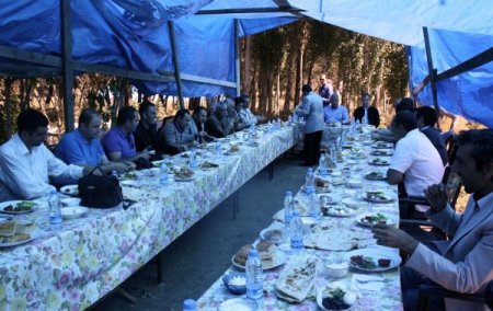 Ağrı protokolü, organik tarım kahvaltısında bir araya geldi