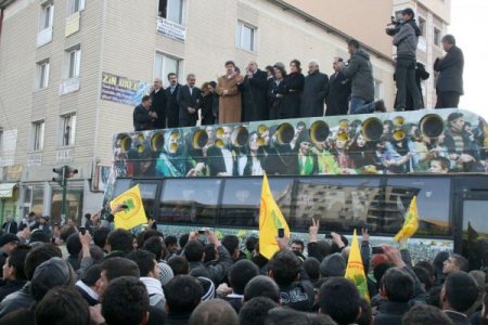 Ağrıda Bdp Mitinginin Ardından Olaylar Çıktı