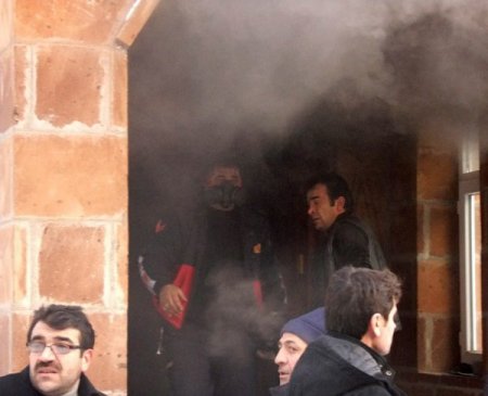 Ağrı'da Cami Yangını