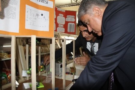 Ağrı’da TÜBİTAK Bilim Fuarı açıldı