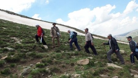 Ağrılı dağcılar, Kandil'e tırmandı