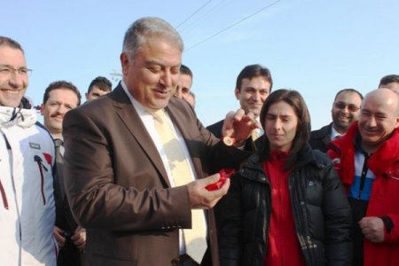 Ağrılı dünya kayak birinci ve ikincisi altın ödüllendirildi