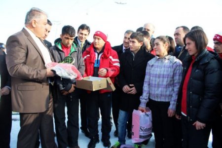 Ağrılı dünya kayak birinci ve ikincisi altın ödüllendirildi
