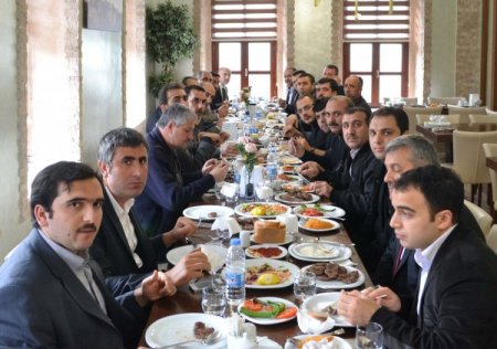 Ağrılı genç iş adamları Trabzon'a iş görüşmesi yaptı