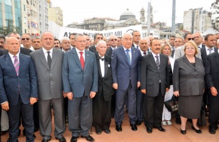 Ahi babadan esnafa tavsiye: Aşırılıktan uzak durun