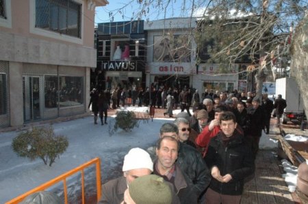 Ahi Pilavı Hem Doyuruyor Hem Kaynaştırıyor