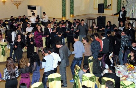 Ahıskalılar Şenlik Gecesinde Bir Araya Geldi