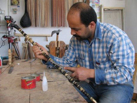 Ahlat’ta araba fiyatına satılan bastonlar alıcı buluyor (Özel)